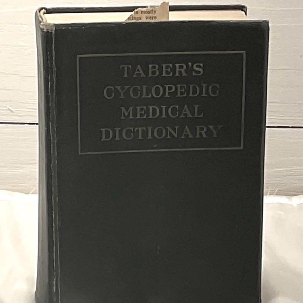 F.A.Davis Taber's Cyclopedic Medical Dictionary 5th Ed 1950 Green Fair Hardcover